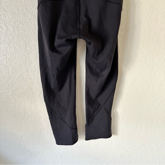 Lululemon In Movement Crop *Everlux 19" leggings size 2 - Picture 8 of 11